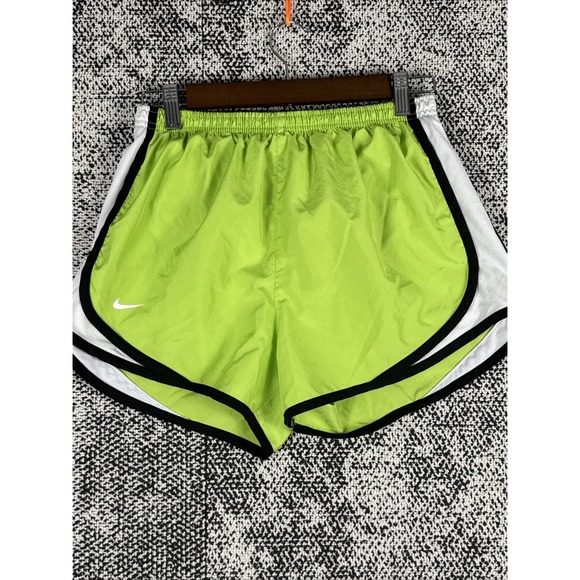 Nike Dri Fit Shorts Womens Medium Running Lined Green Lightweight Workout - Picture 2 of 7
